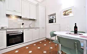 Wine Apartments Florence Ribolla